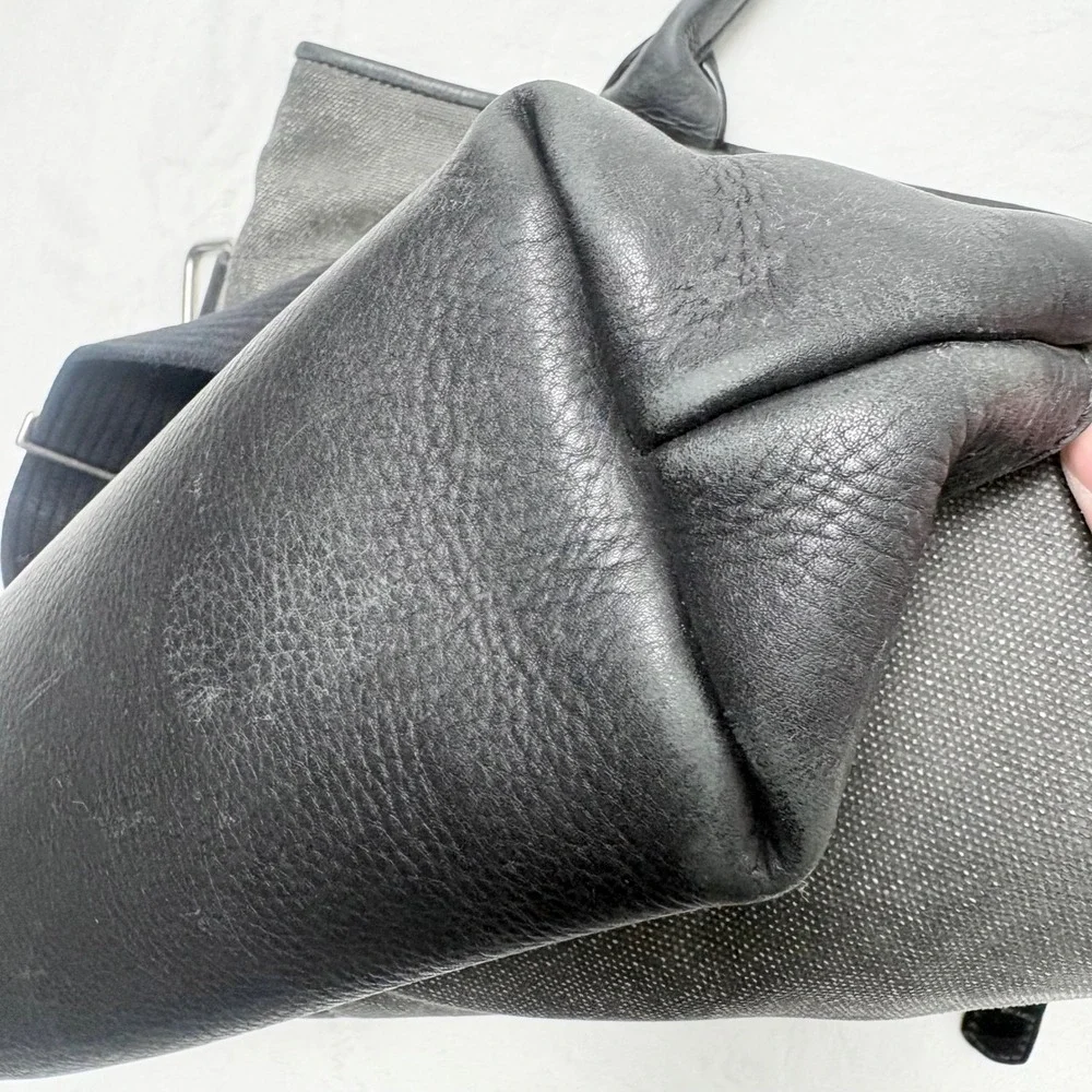 Timbuk2 Distilled Waxed Canvas & Leather Messenger Crossbody Grunge Minimalist